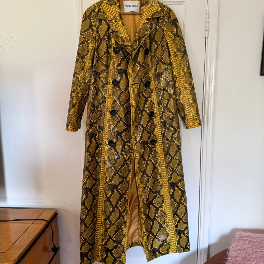 Stand Studio Yellow & Black Snake-Print Double-Breasted Trench Coat